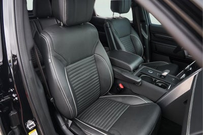 2024 Land Rover Discovery Metropolitan Edition