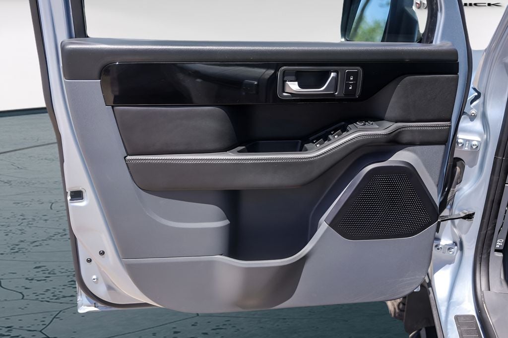 2025 INEOS Grenadier Station Wagon Base