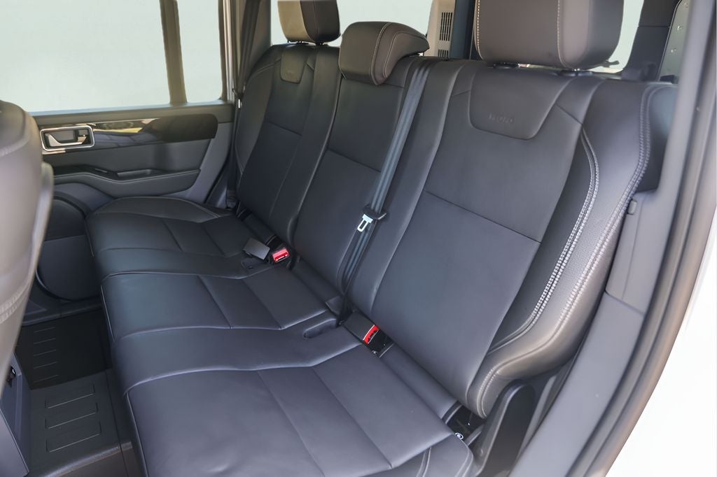 2025 INEOS Grenadier Station Wagon Base