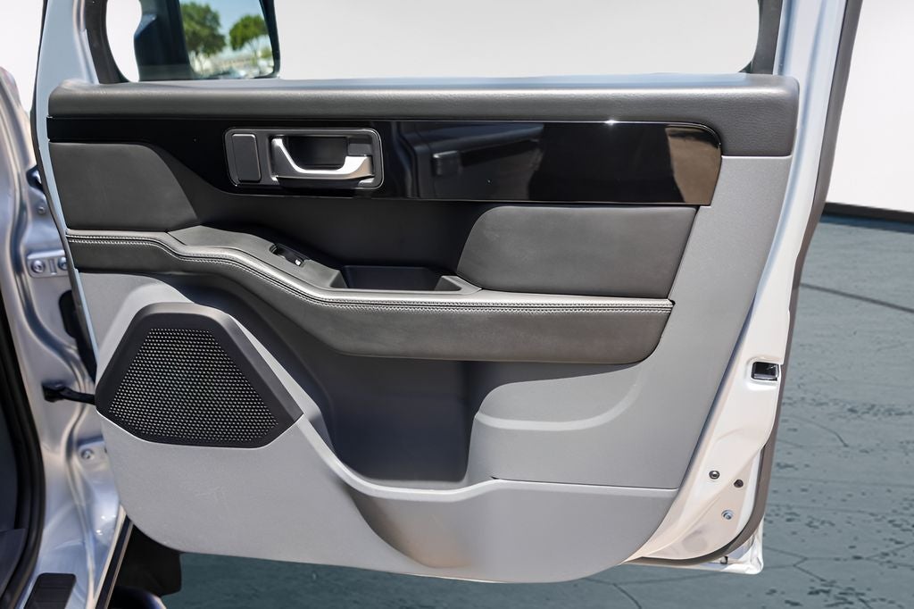 2025 INEOS Grenadier Station Wagon Base