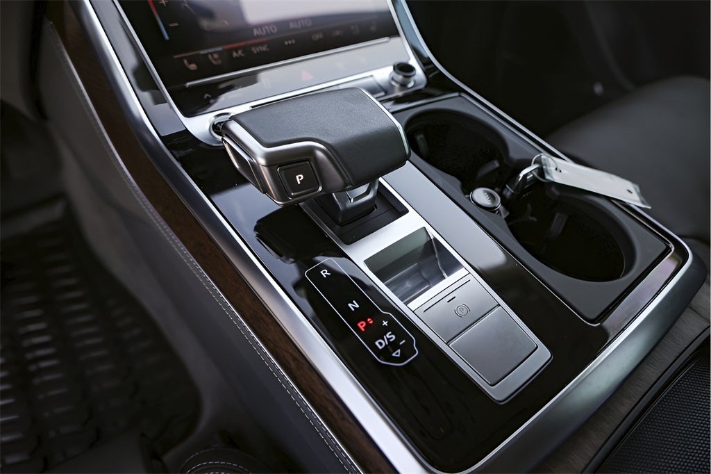 2024 Audi Q8 55 Prestige quattro