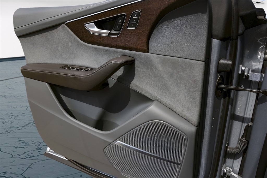 2024 Audi Q8 55 Prestige quattro