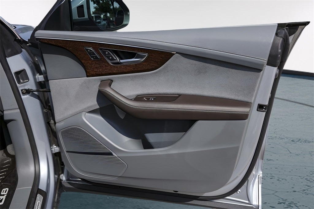 2024 Audi Q8 55 Prestige quattro