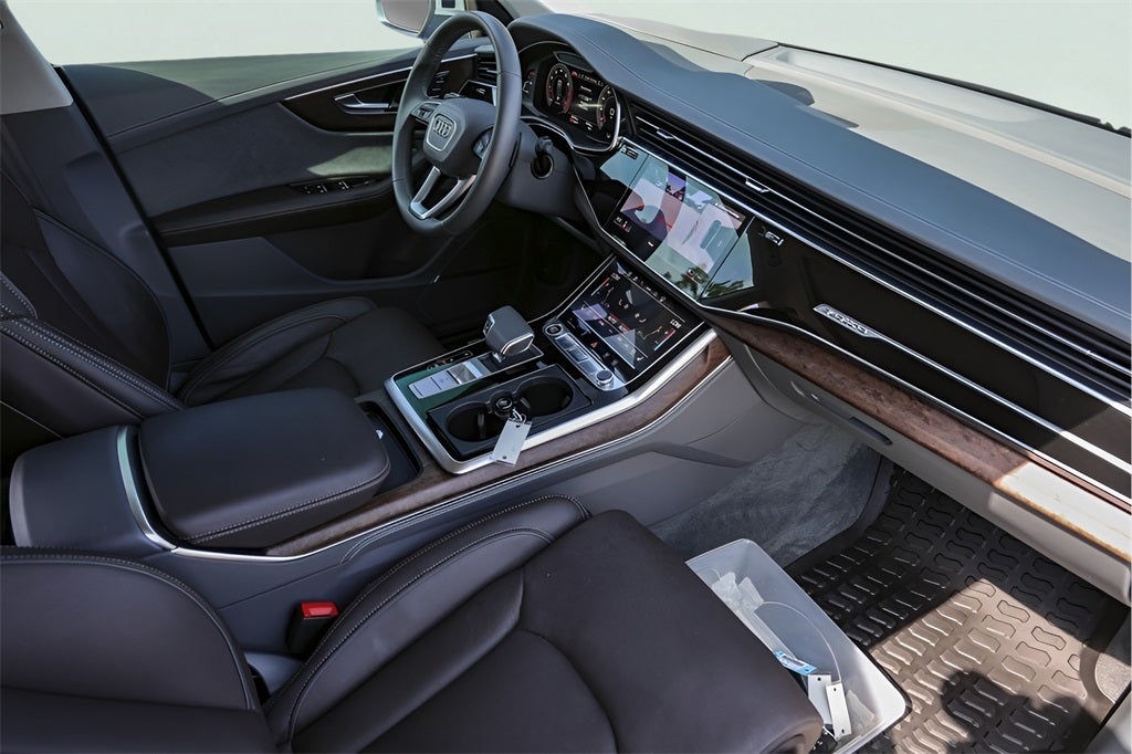 2024 Audi Q8 55 Prestige quattro