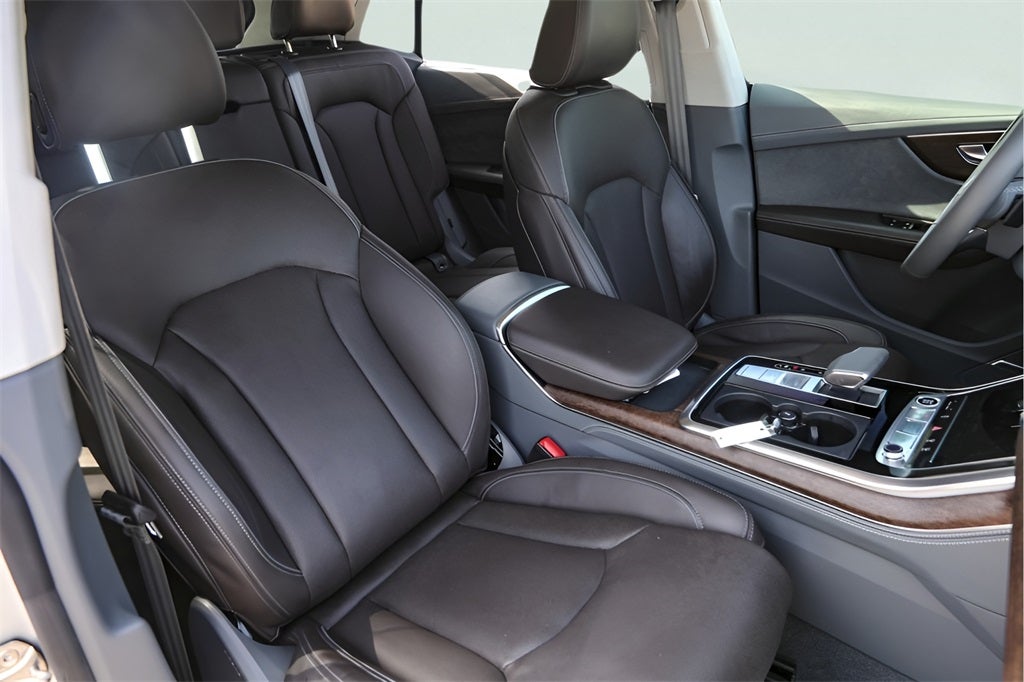 2024 Audi Q8 55 Prestige quattro