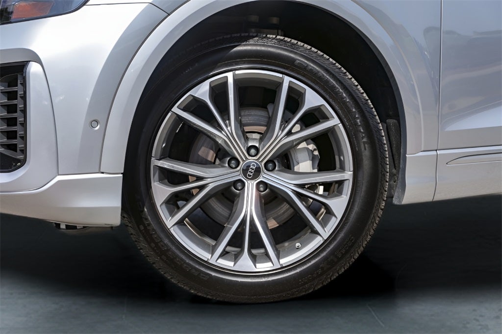 2024 Audi Q8 55 Prestige quattro