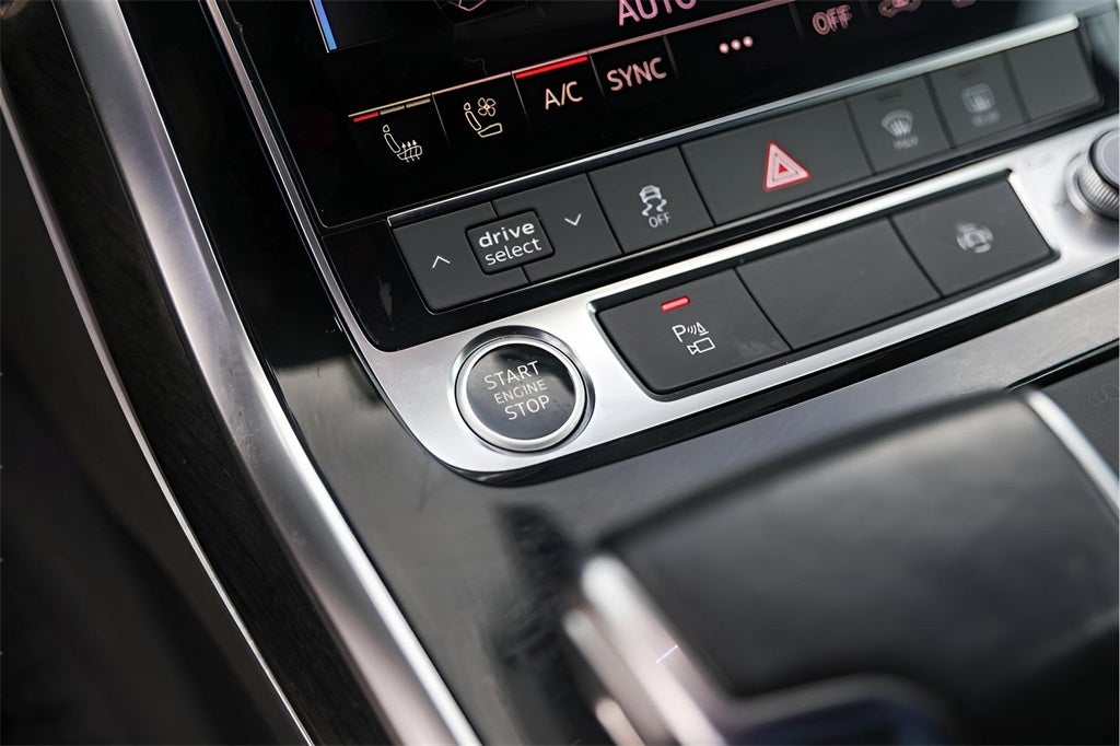 2021 Audi Q8 55 Premium Plus quattro