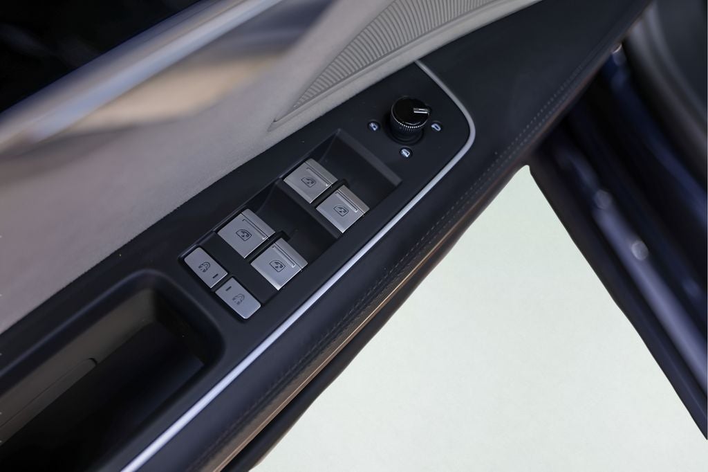 2023 Audi A8 L 55 quattro