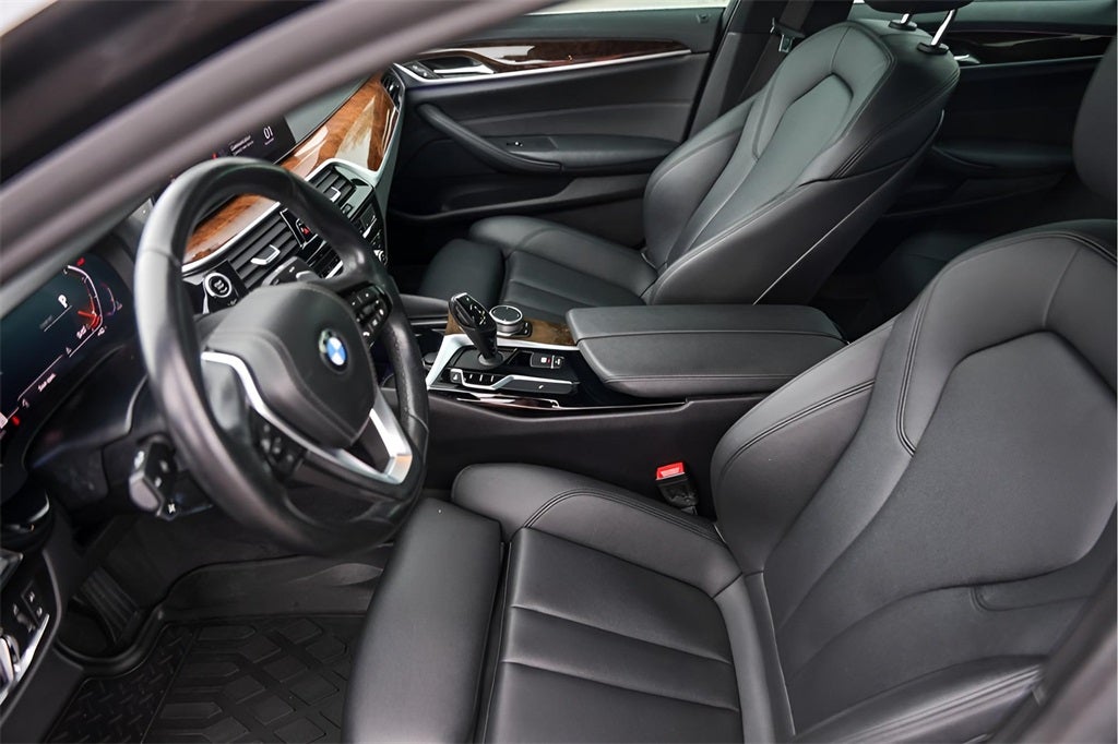 2020 BMW 5 Series 530i