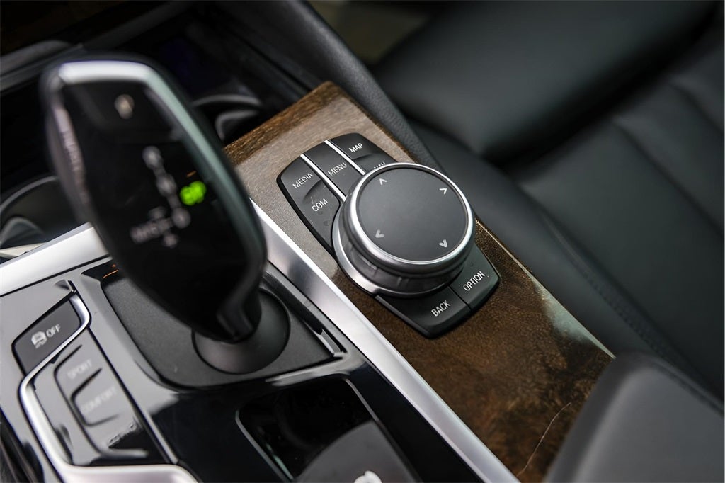 2020 BMW 5 Series 530i