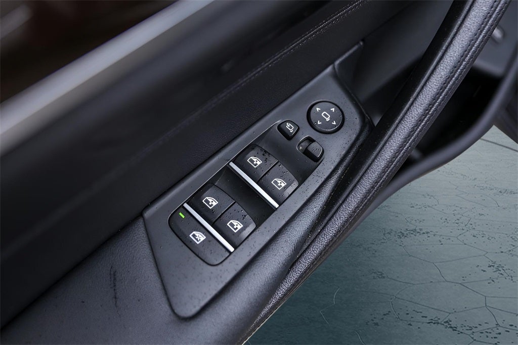 2020 BMW 5 Series 530i