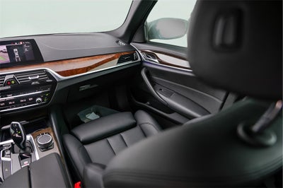 2020 BMW 5 Series 530i