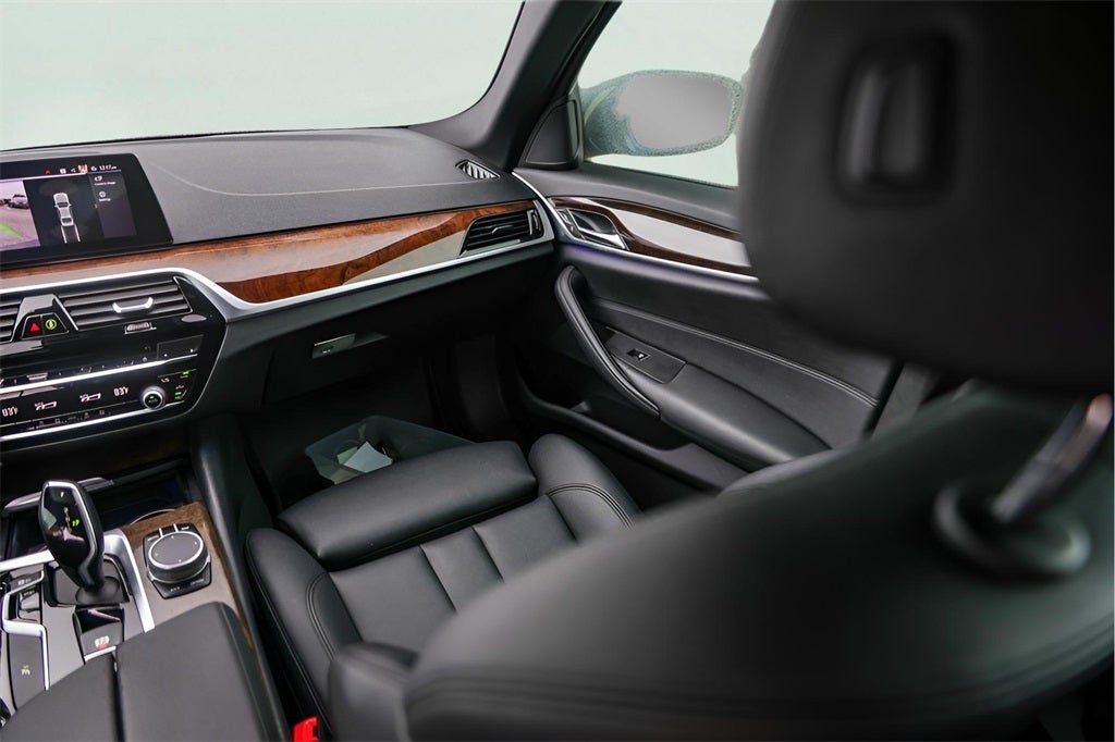 2020 BMW 5 Series 530i