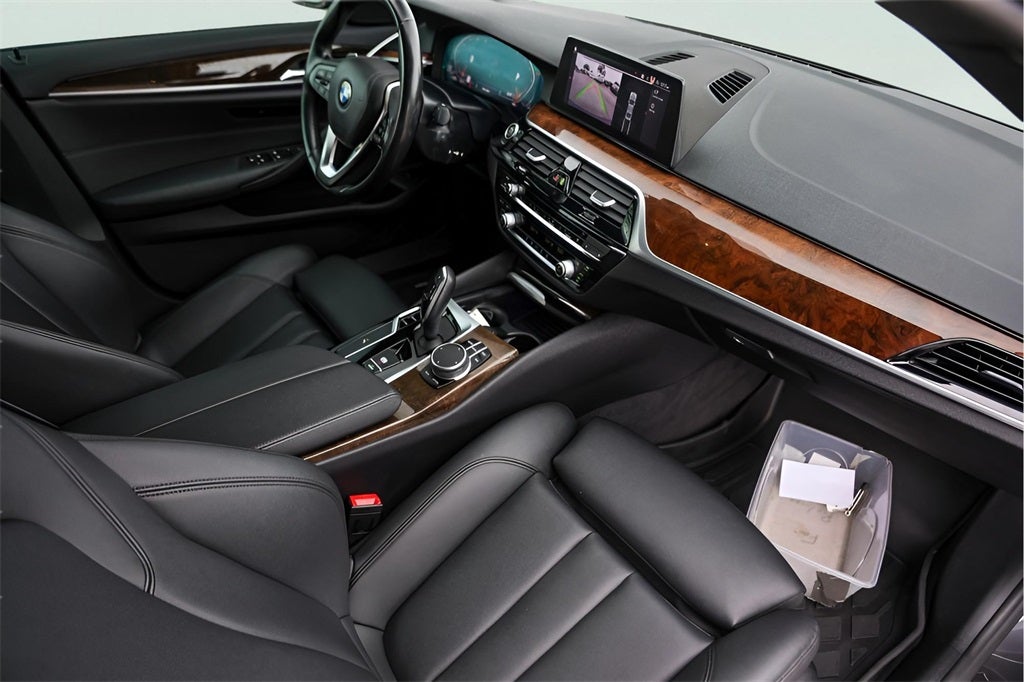 2020 BMW 5 Series 530i