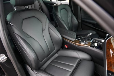 2020 BMW 5 Series 530i