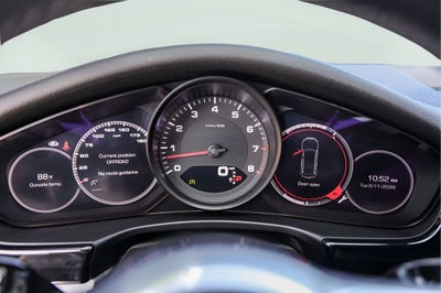 2017 Porsche Panamera 4
