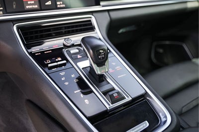 2017 Porsche Panamera 4