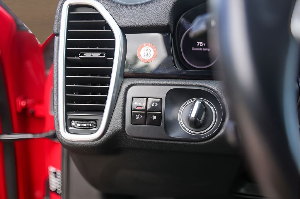 2021 Porsche Cayenne Base