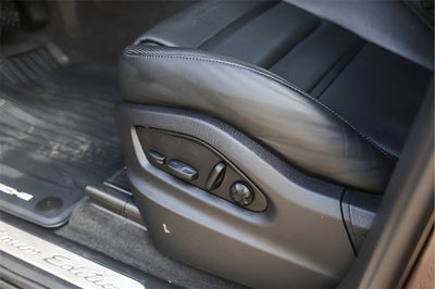 2022 Porsche Cayenne E-Hybrid Platinum Edition