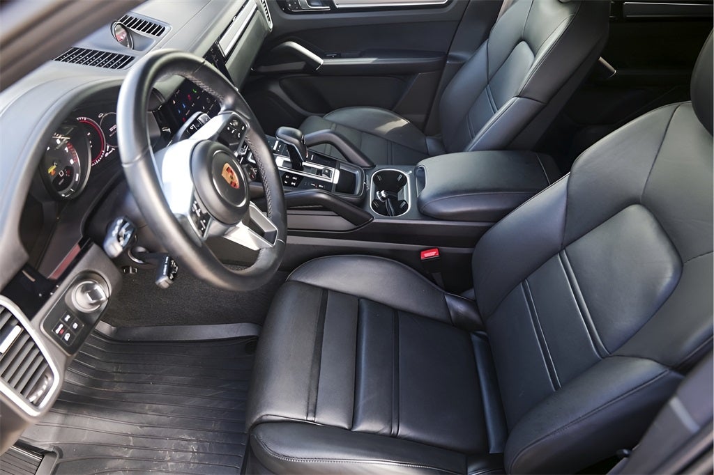 2022 Porsche Cayenne E-Hybrid Platinum Edition