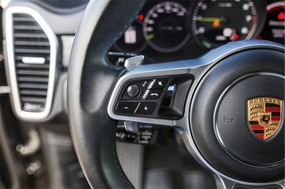 2022 Porsche Cayenne E-Hybrid Platinum Edition