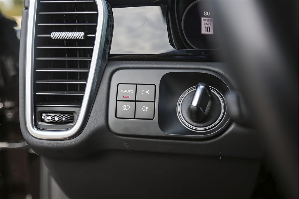 2022 Porsche Cayenne E-Hybrid Platinum Edition