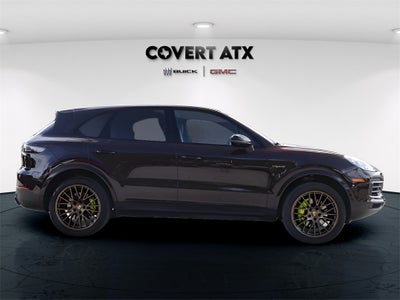 2022 Porsche Cayenne E-Hybrid Platinum Edition