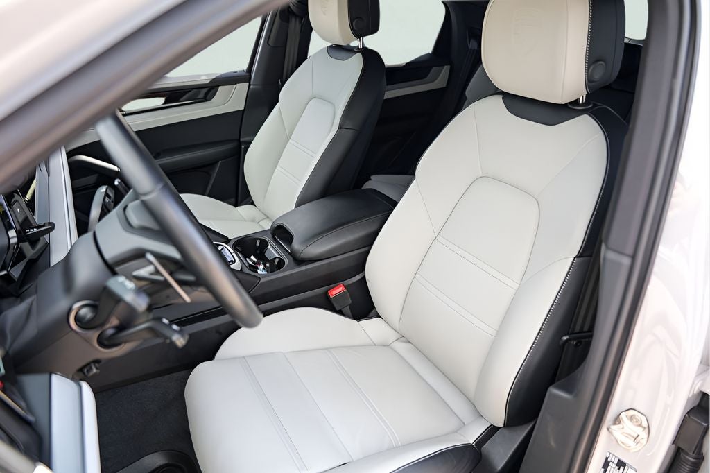 2025 Porsche Cayenne E-Hybrid Coupe Base
