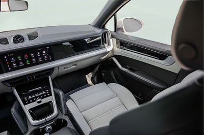2025 Porsche Cayenne E-Hybrid Coupe Base