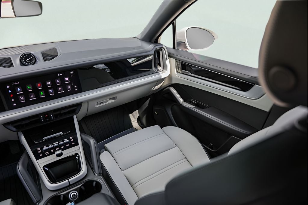2025 Porsche Cayenne E-Hybrid Coupe Base