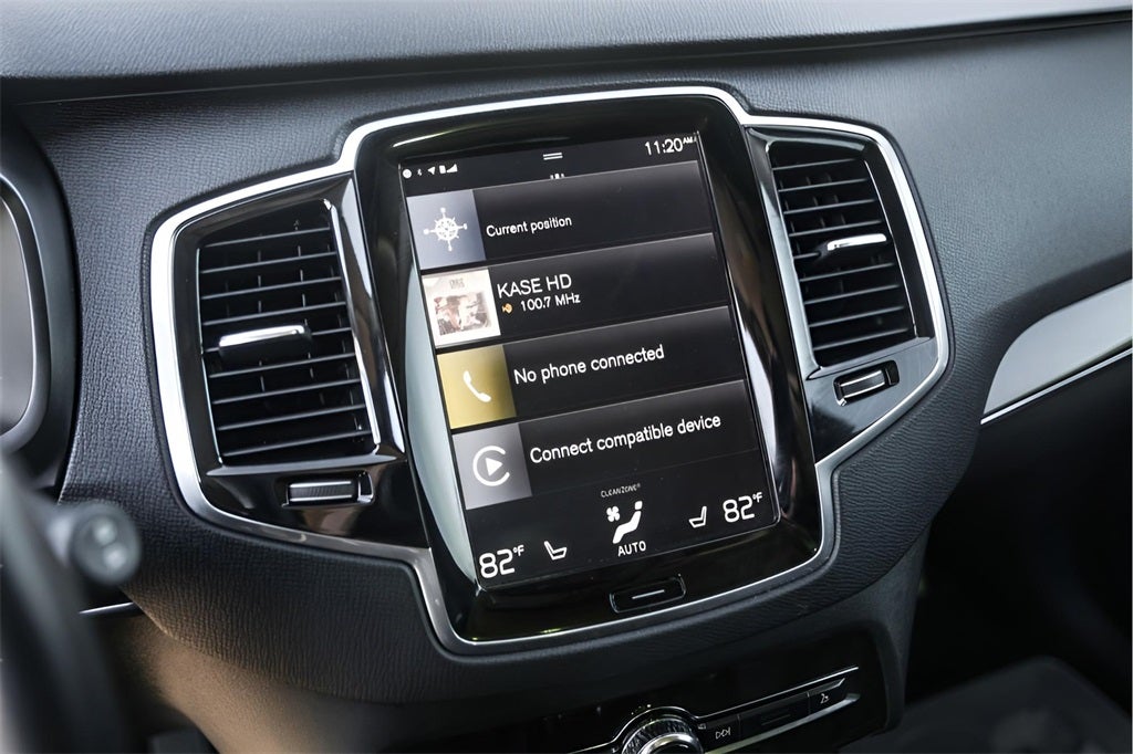 2017 Volvo XC90 T6 Momentum