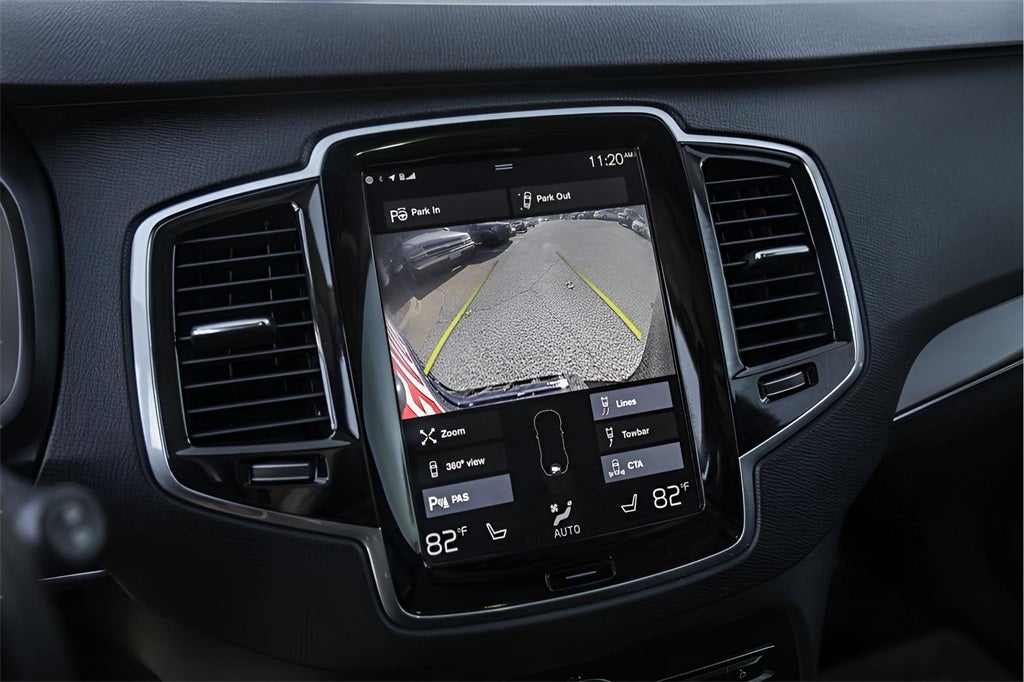 2017 Volvo XC90 T6 Momentum