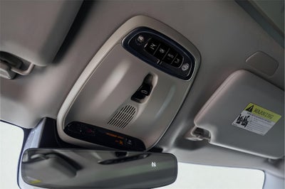 2017 Volvo XC90 T6 Momentum