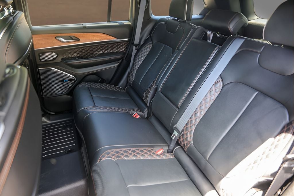 2025 Jeep Grand Cherokee Summit Reserve