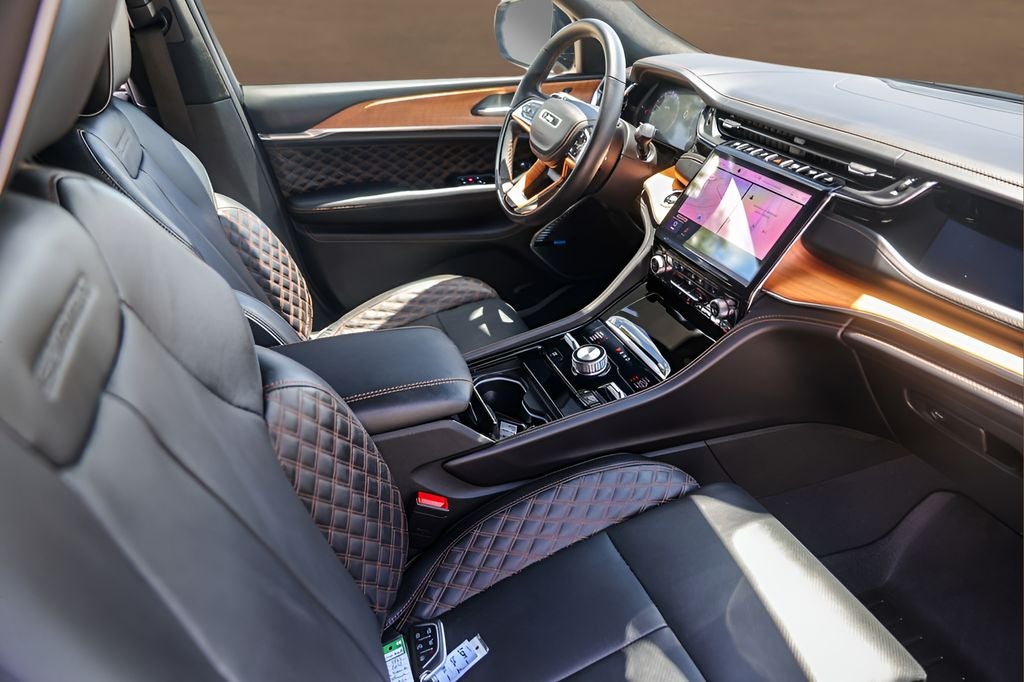 2025 Jeep Grand Cherokee Summit Reserve