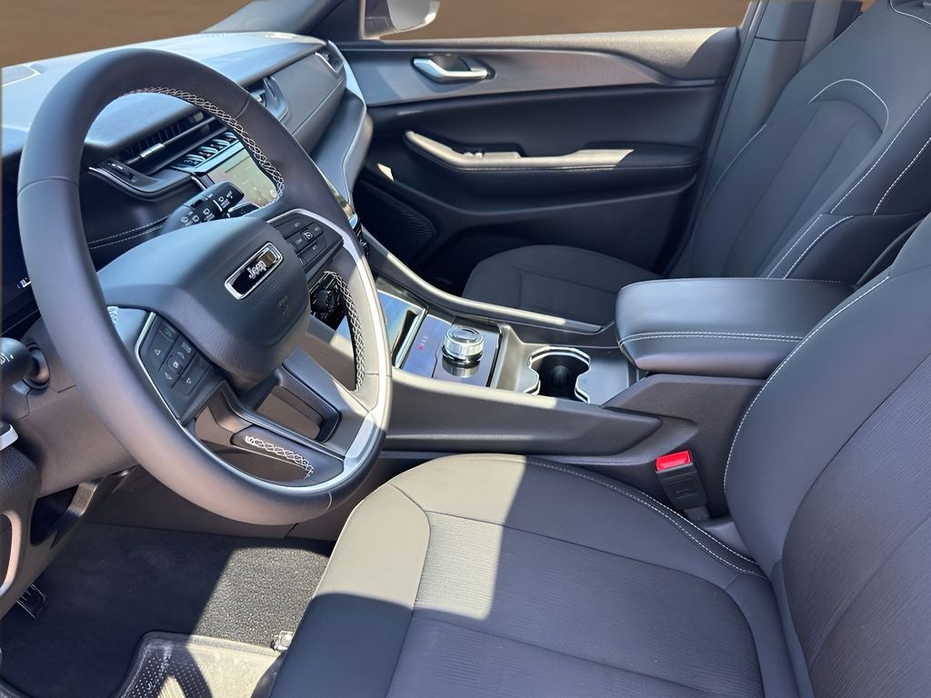 2024 Jeep Grand Cherokee L Laredo