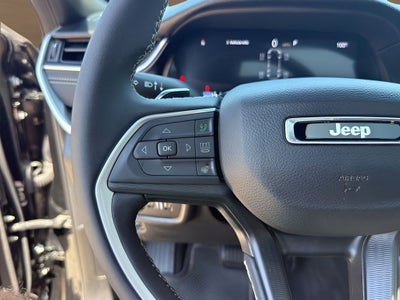 2024 Jeep Grand Cherokee L Laredo