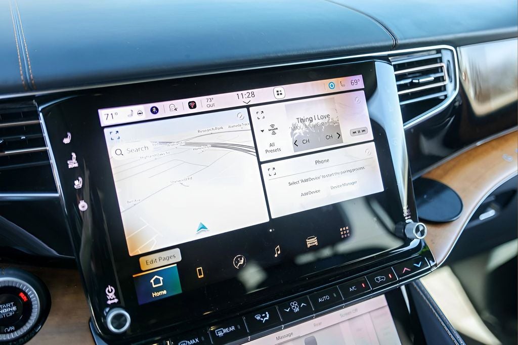 2024 Jeep Grand Wagoneer Series III