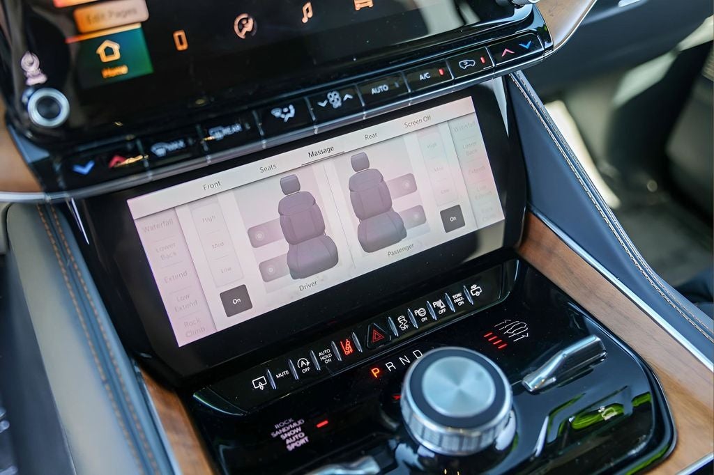 2024 Jeep Grand Wagoneer Series III