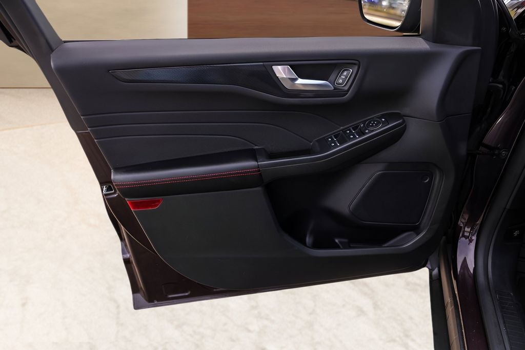 2023 Ford Escape Hybrid ST-Line