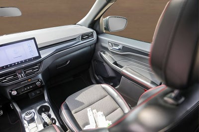 2023 Ford Escape Hybrid ST-Line