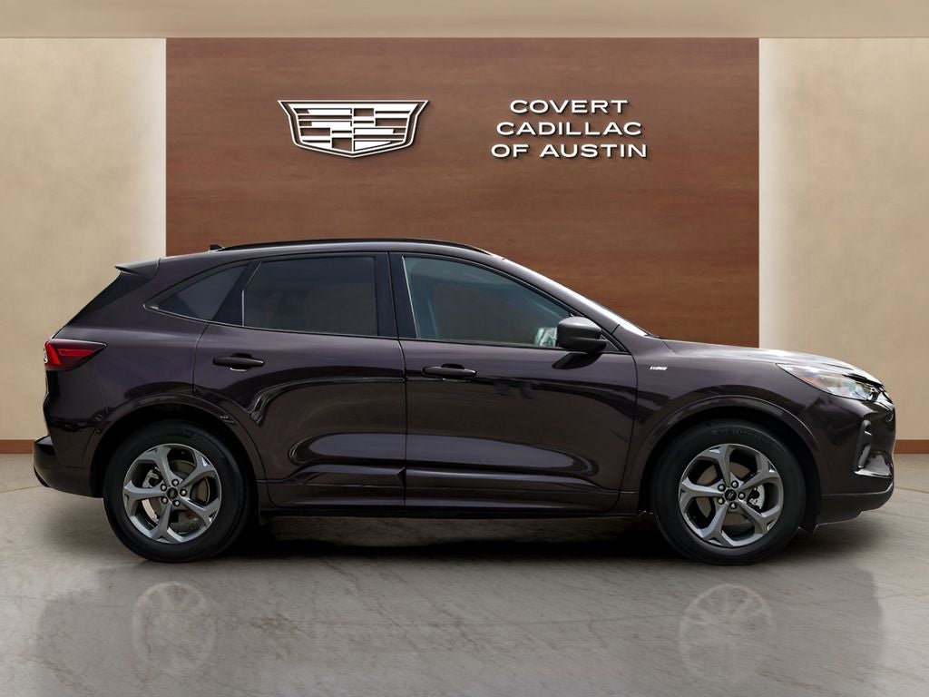 2023 Ford Escape Hybrid ST-Line