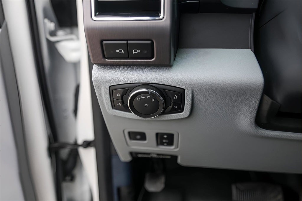 2022 Ford F-350SD Limited