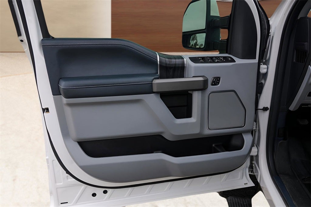 2022 Ford F-350SD Limited