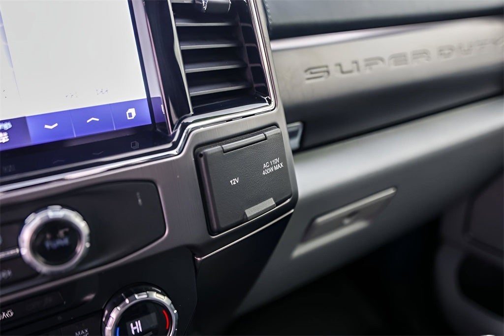 2022 Ford F-350SD Limited