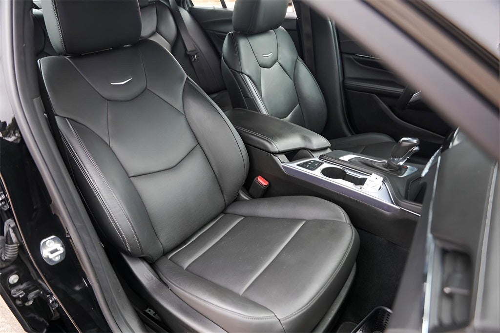 2024 Cadillac CT4 Premium Luxury