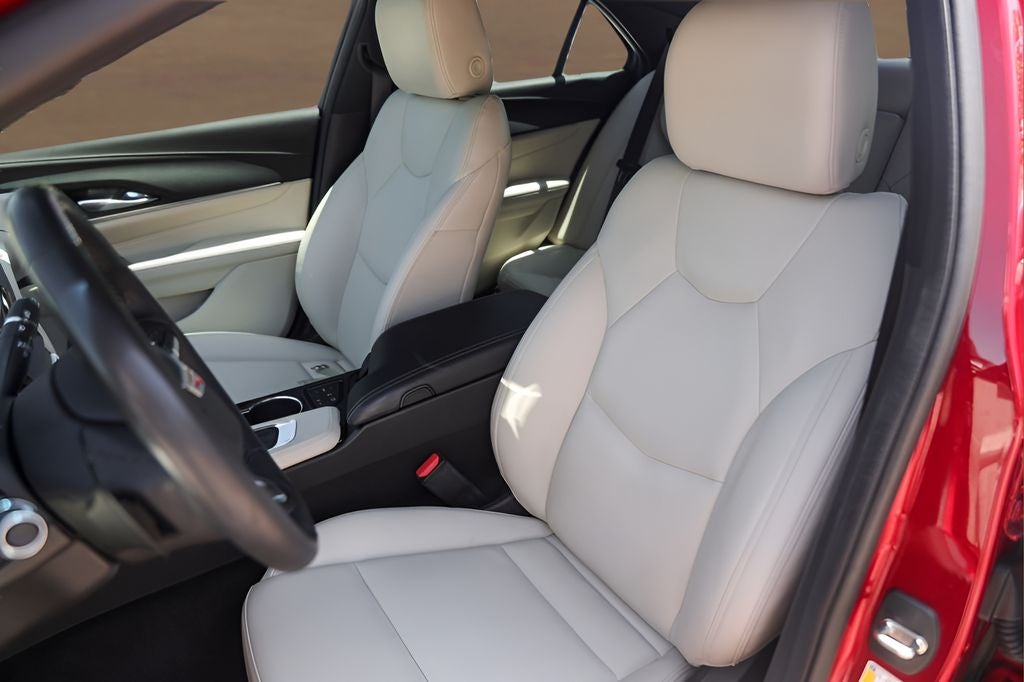 2023 Cadillac CT4 Luxury