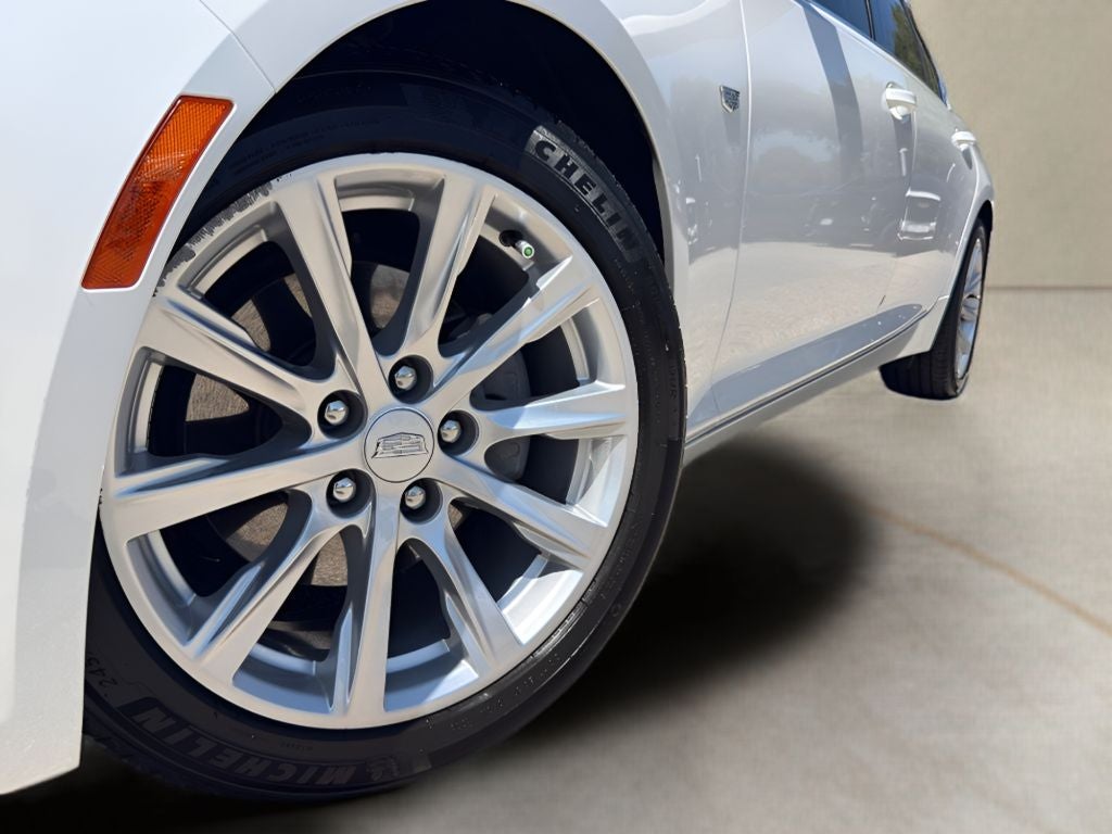 2024 Cadillac CT5 Luxury
