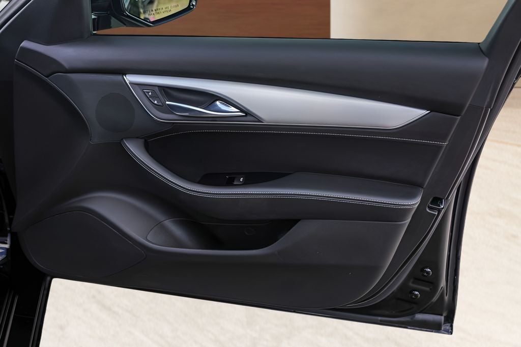 2023 Cadillac CT5 Luxury
