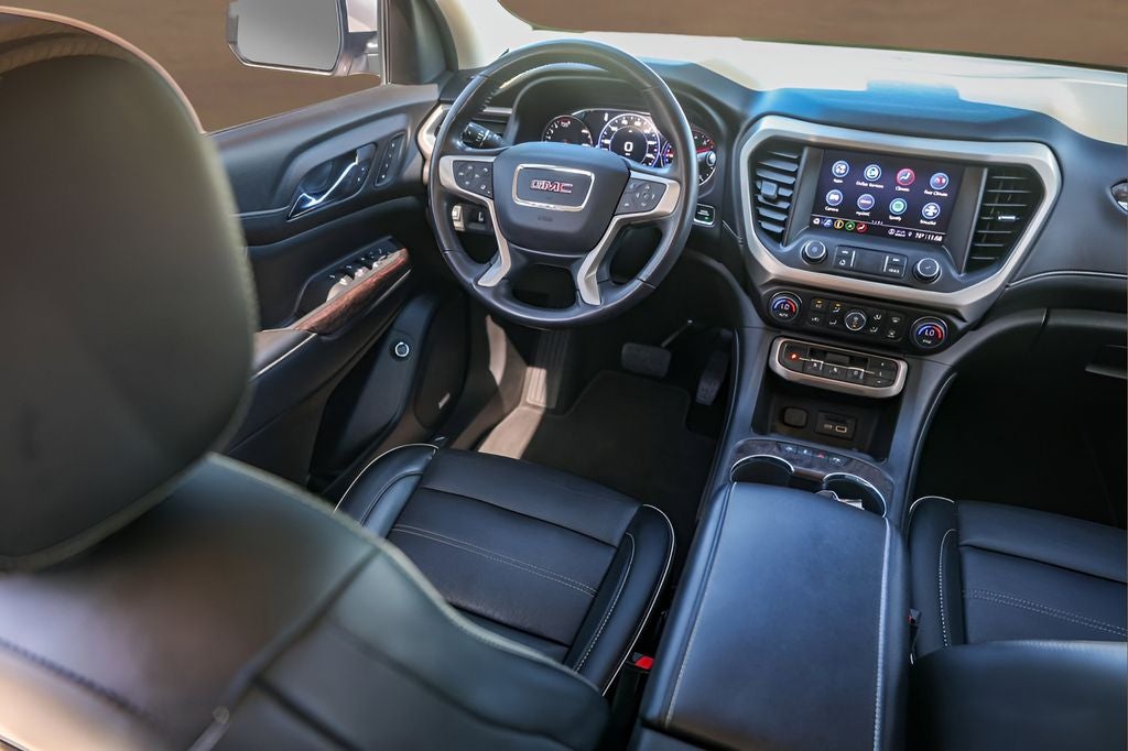 2022 GMC Acadia Denali